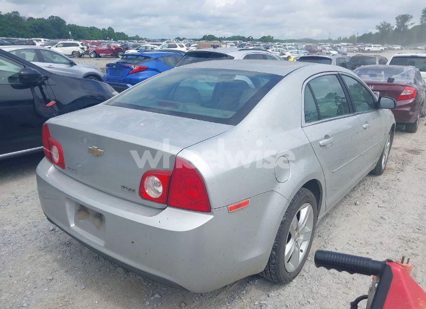 Photo 4 of 2011 Chevrolet Malibu LS (VIN 1G1ZA5EU8BF395325)