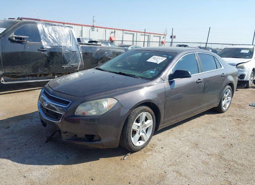 Photo 2 of 2011 Chevrolet Malibu LS (VIN 1G1ZA5EUXBF101262)