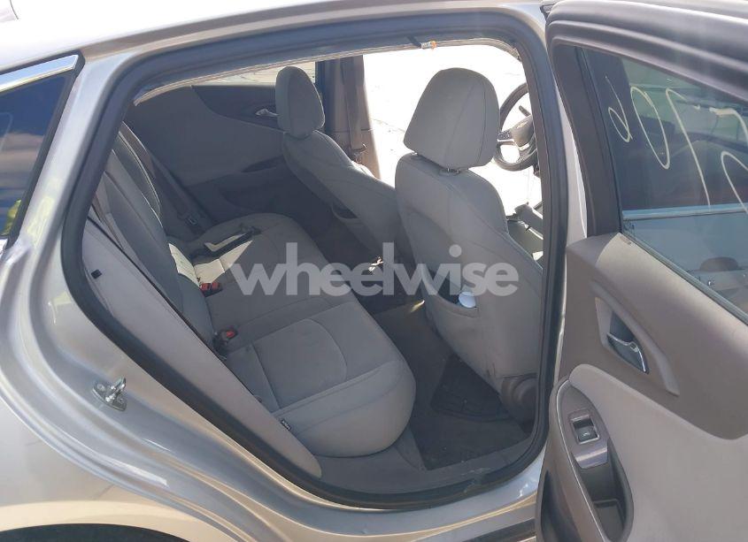 Photo 8 of 2016 Chevrolet Malibu L (VIN 1G1ZA5ST0GF242747)