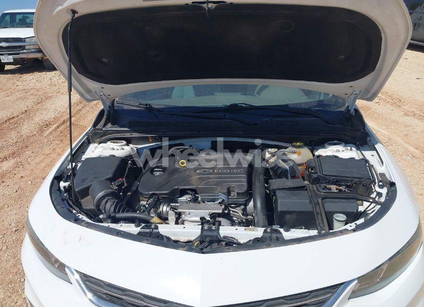 Photo 10 of 2016 Chevrolet Malibu L (VIN 1G1ZA5ST2GF255421)