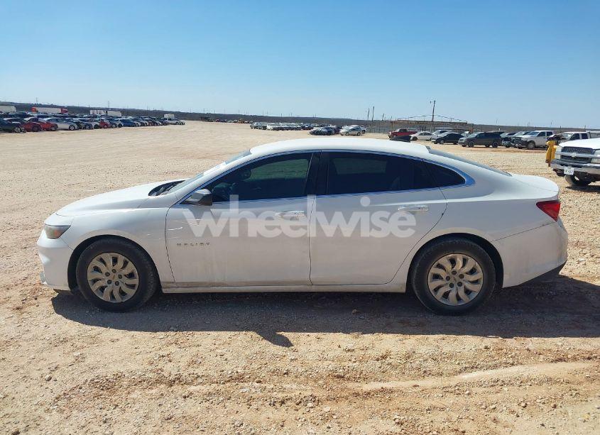 Photo 14 of 2016 Chevrolet Malibu L (VIN 1G1ZA5ST2GF255421)