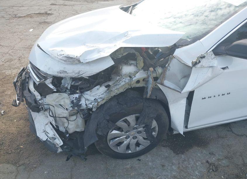 Photo 6 of 2016 Chevrolet Malibu L (VIN 1G1ZA5ST8GF223654)