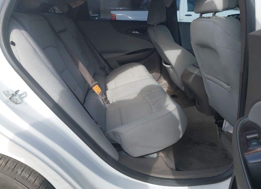 Photo 8 of 2016 Chevrolet Malibu L (VIN 1G1ZA5ST8GF223654)