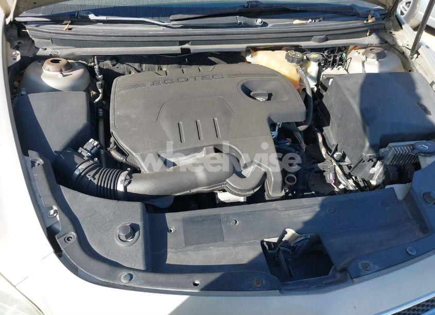 Photo 10 of 2012 Chevrolet Malibu LS (VIN 1G1ZB5E00CF186575)