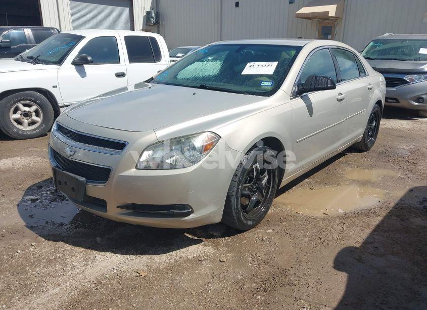 Photo 2 of 2012 Chevrolet Malibu LS (VIN 1G1ZB5E00CF186575)