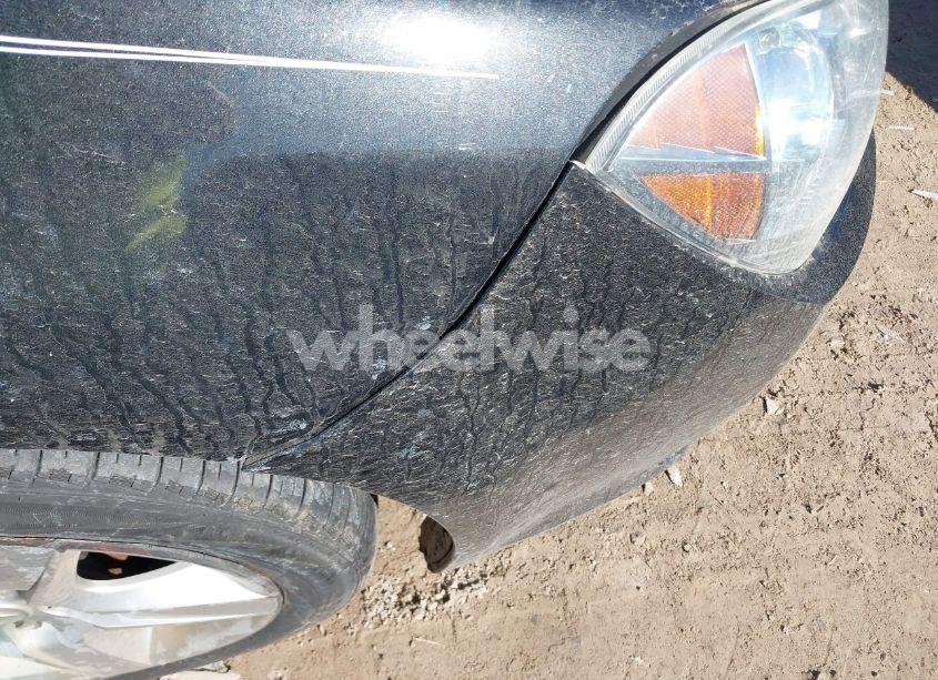 Photo 12 of 2012 Chevrolet Malibu LS (VIN 1G1ZB5E01CF183247)