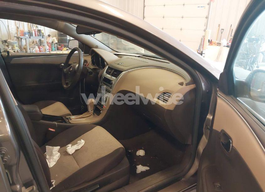 Photo 5 of 2012 Chevrolet Malibu LS (VIN 1G1ZB5E01CF186620)