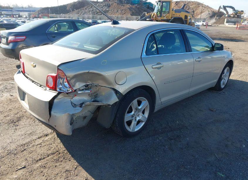 Photo 4 of 2012 Chevrolet Malibu LS (VIN 1G1ZB5E01CF250011)