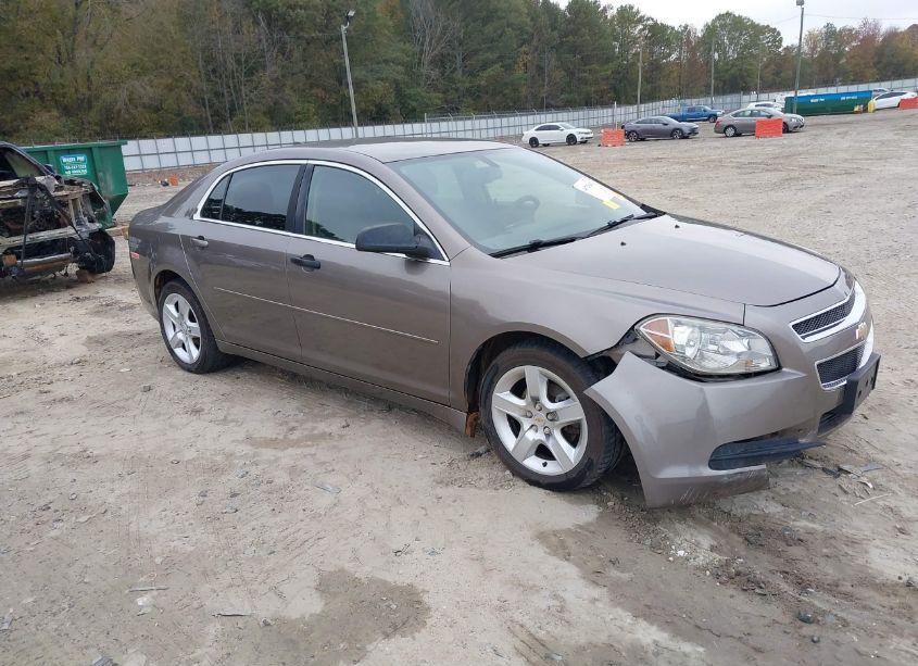 2012 Chevrolet Malibu LS (VIN 1G1ZB5E01CF253796) main photo