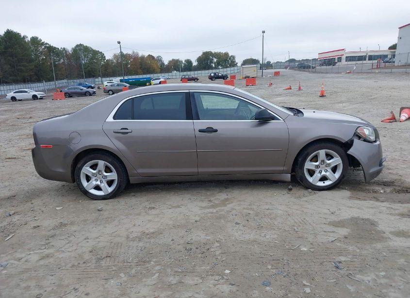 Photo 13 of 2012 Chevrolet Malibu LS (VIN 1G1ZB5E01CF253796)