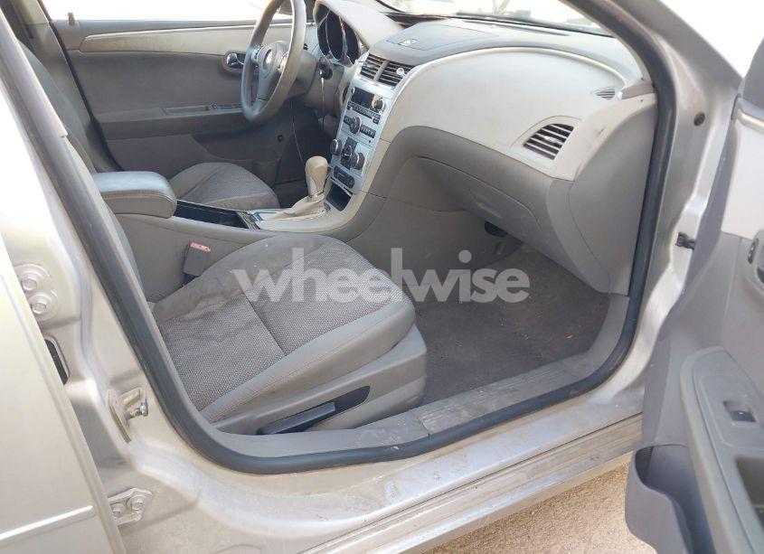 Photo 5 of 2012 Chevrolet Malibu LS (VIN 1G1ZB5E01CF273031)