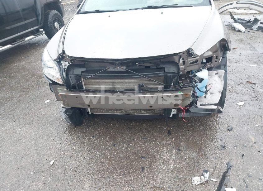 Photo 6 of 2012 Chevrolet Malibu LS (VIN 1G1ZB5E01CF291657)