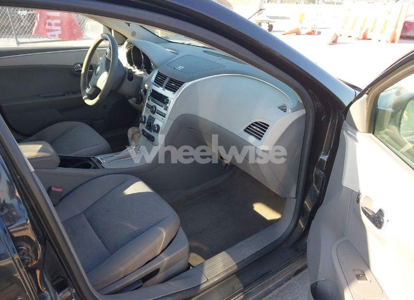 Photo 5 of 2012 Chevrolet Malibu LS (VIN 1G1ZB5E02CF113045)