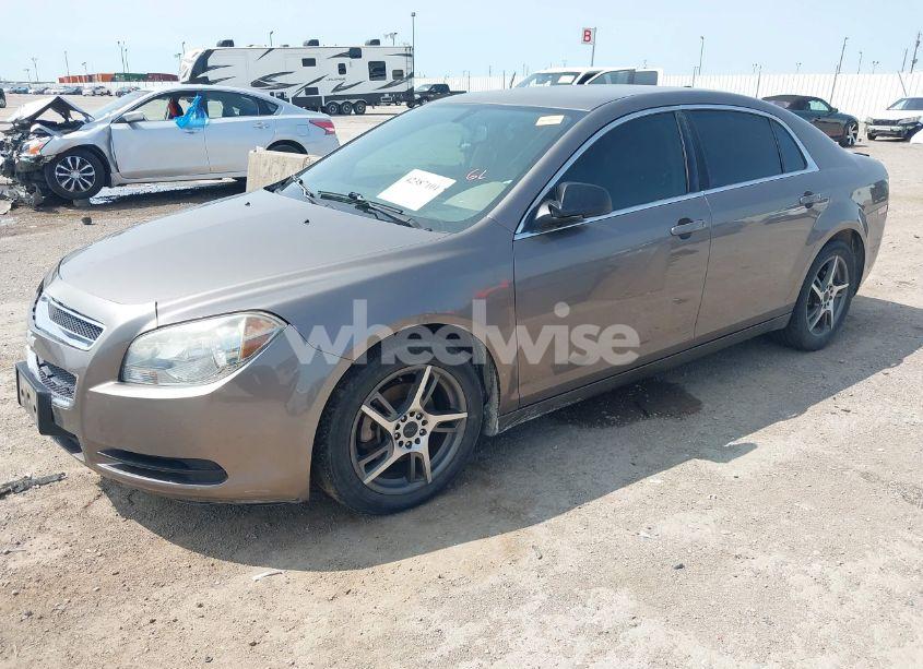 Photo 2 of 2012 Chevrolet Malibu LS (VIN 1G1ZB5E02CF142125)