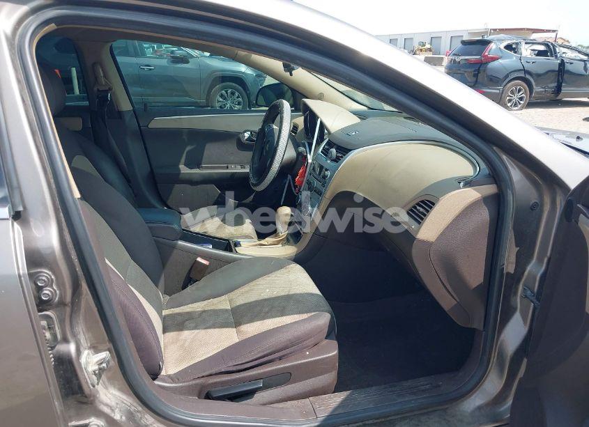 Photo 5 of 2012 Chevrolet Malibu LS (VIN 1G1ZB5E02CF142125)