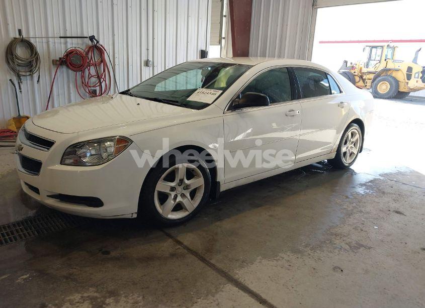 Photo 2 of 2012 Chevrolet Malibu LS (VIN 1G1ZB5E02CF209838)