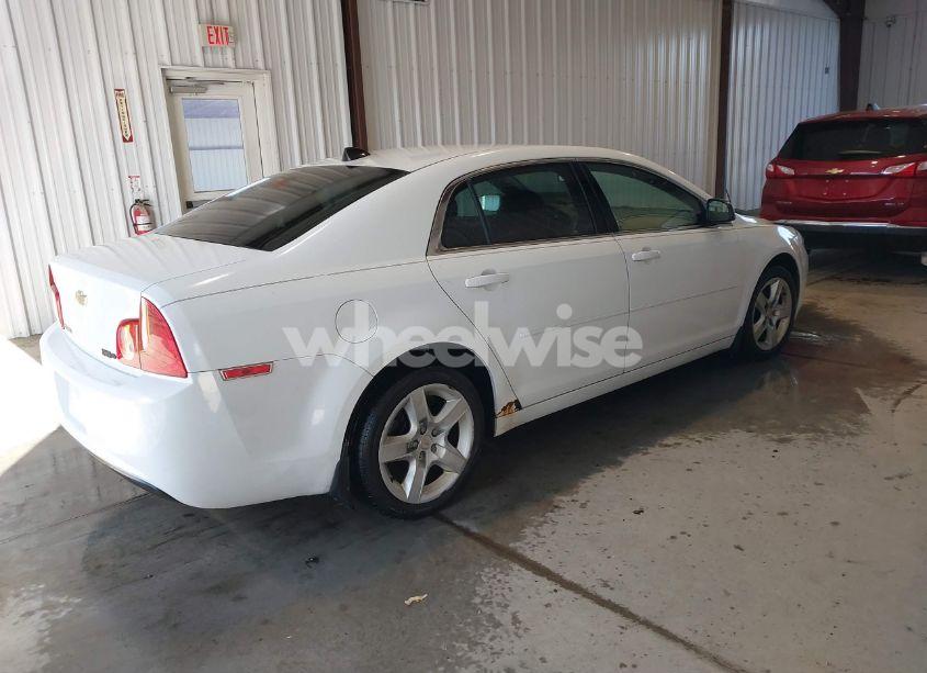 Photo 4 of 2012 Chevrolet Malibu LS (VIN 1G1ZB5E02CF209838)