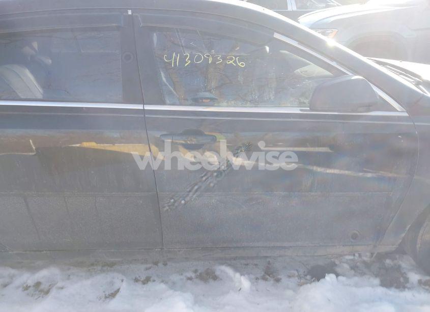 Photo 13 of 2012 Chevrolet Malibu (VIN 1G1ZB5E02CF244024)