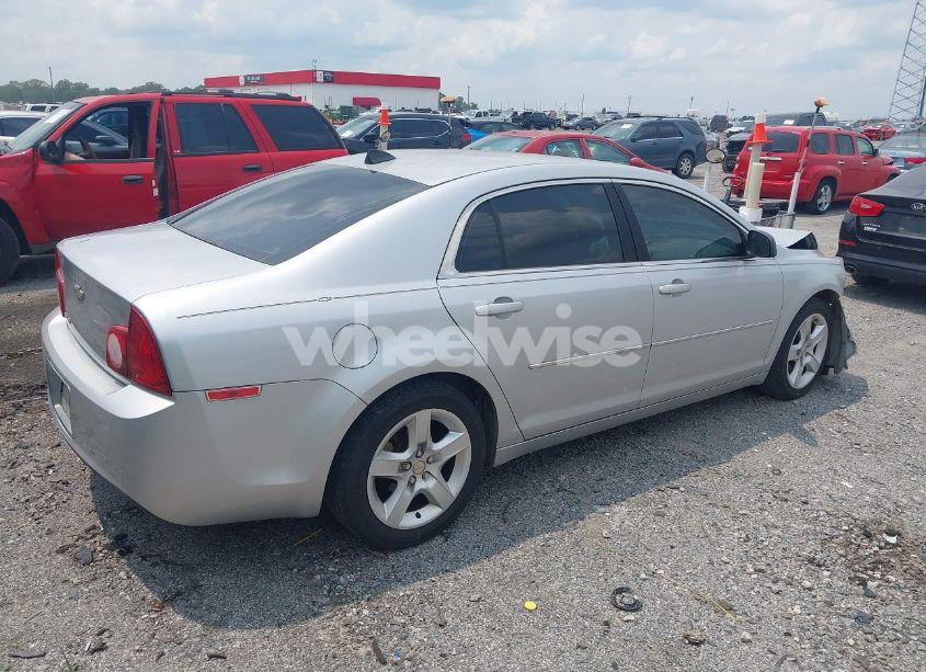 Photo 4 of 2012 Chevrolet Malibu LS (VIN 1G1ZB5E03CF166417)