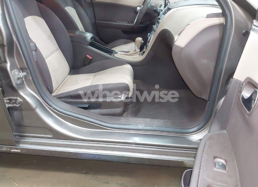 Photo 5 of 2012 Chevrolet Malibu LS (VIN 1G1ZB5E04CF178060)