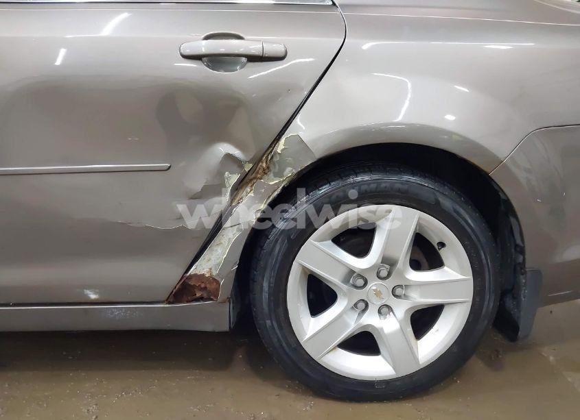 Photo 6 of 2012 Chevrolet Malibu LS (VIN 1G1ZB5E04CF178060)