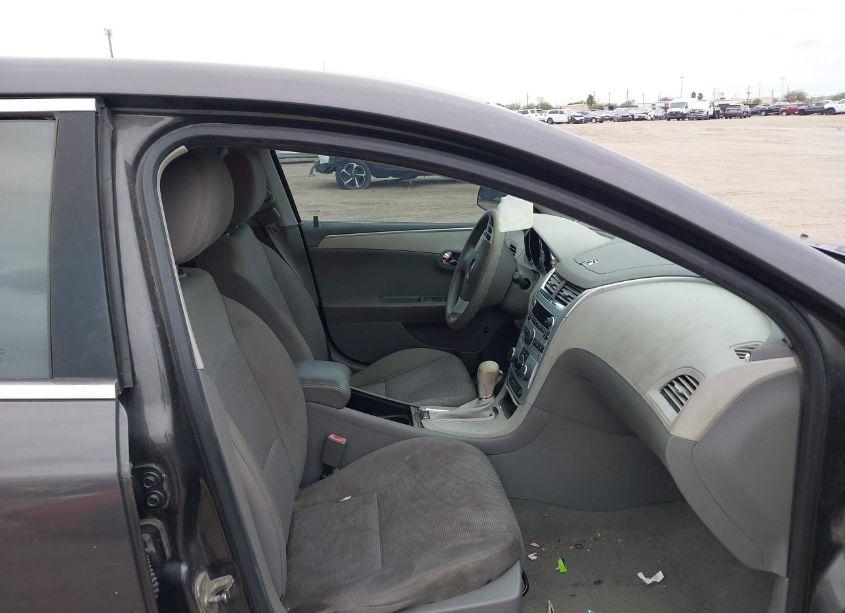 Photo 5 of 2012 Chevrolet Malibu LS (VIN 1G1ZB5E04CF303932)