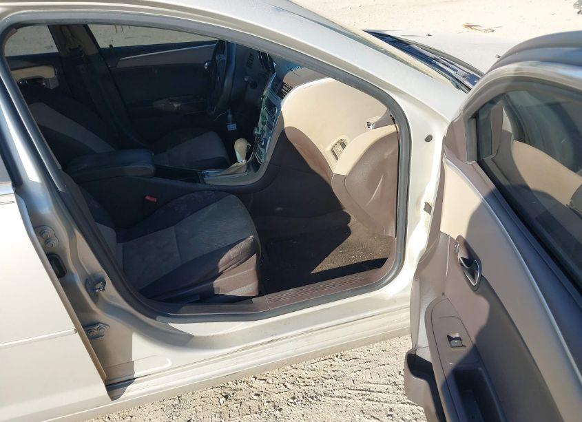 Photo 5 of 2012 Chevrolet Malibu LS (VIN 1G1ZB5E05CF271265)