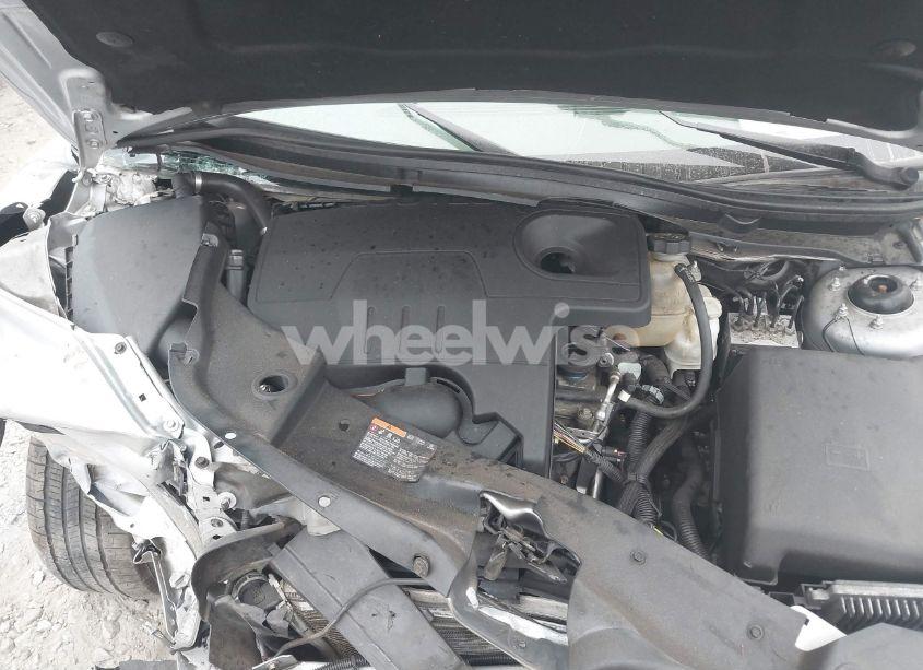 Photo 10 of 2012 Chevrolet Malibu LS (VIN 1G1ZB5E06CF121262)