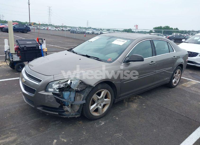 Photo 2 of 2012 Chevrolet Malibu LS (VIN 1G1ZB5E06CF232278)