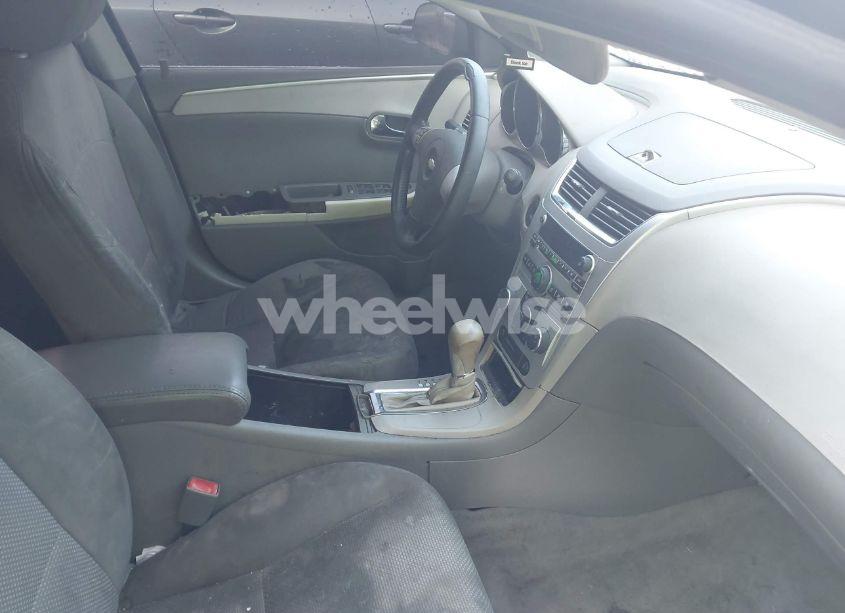 Photo 5 of 2012 Chevrolet Malibu LS (VIN 1G1ZB5E06CF289841)