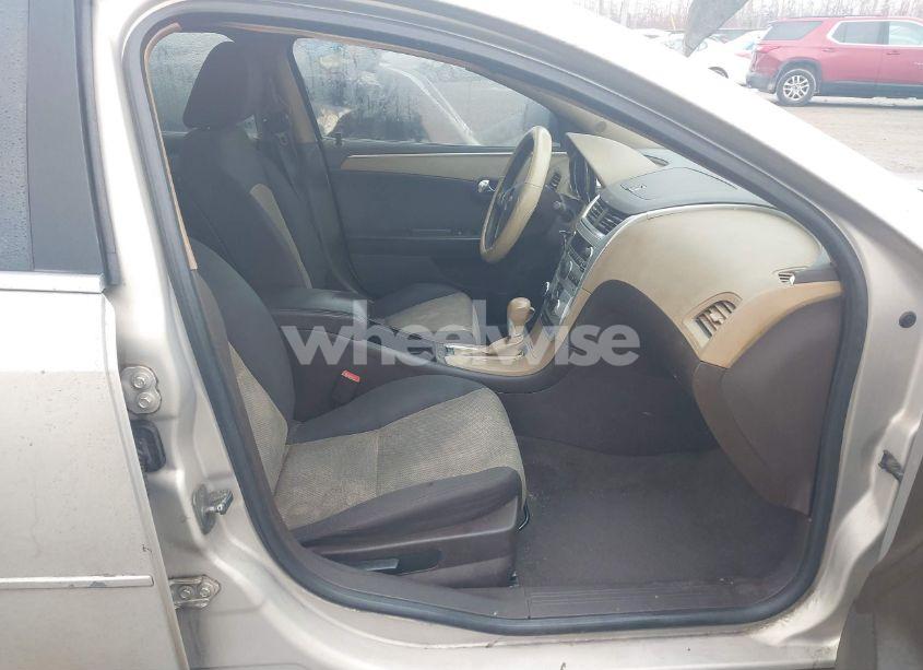 Photo 5 of 2012 Chevrolet Malibu LS (VIN 1G1ZB5E07CF243628)