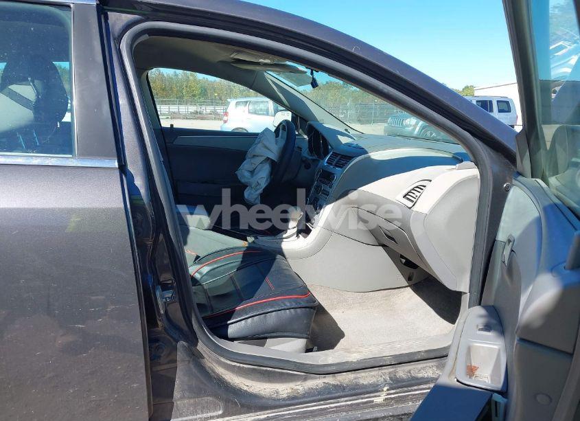 Photo 5 of 2012 Chevrolet Malibu LS (VIN 1G1ZB5E07CF264284)