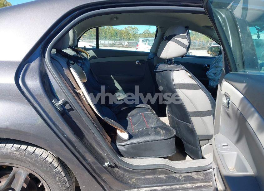 Photo 8 of 2012 Chevrolet Malibu LS (VIN 1G1ZB5E07CF264284)