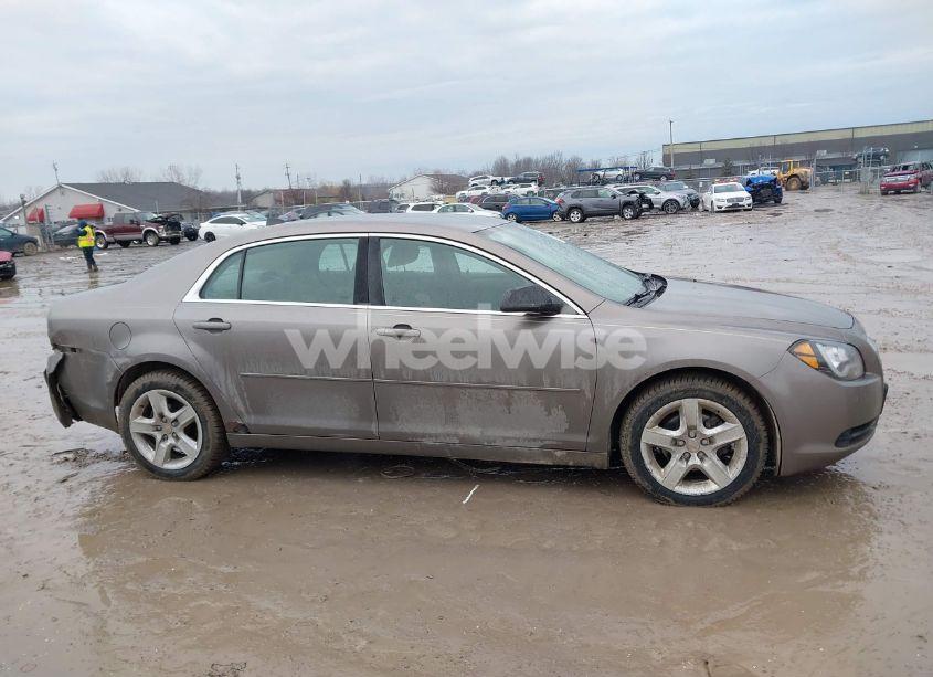 Photo 13 of 2012 Chevrolet Malibu LS (VIN 1G1ZB5E08CF188221)
