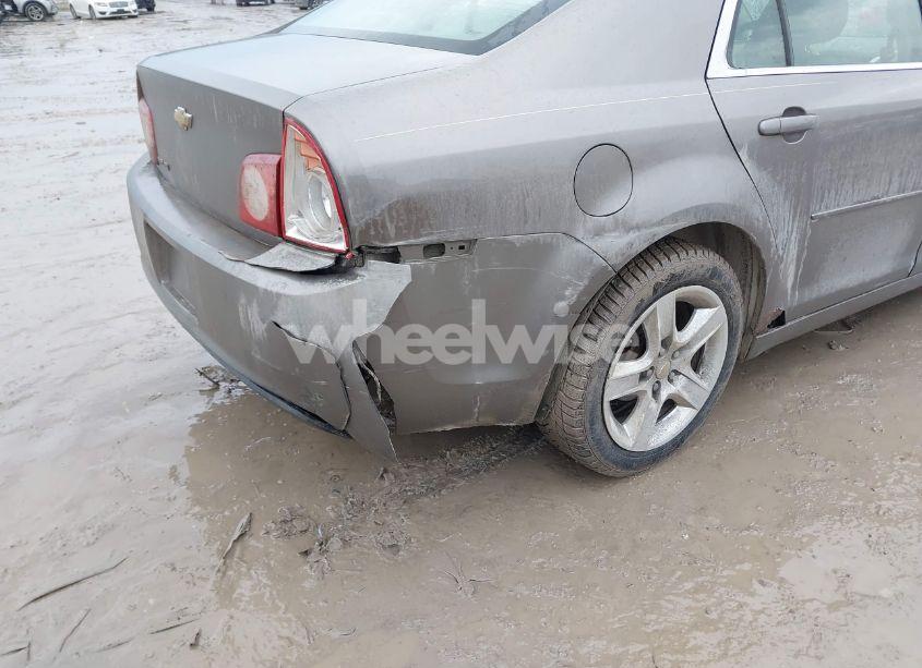 Photo 6 of 2012 Chevrolet Malibu LS (VIN 1G1ZB5E08CF188221)