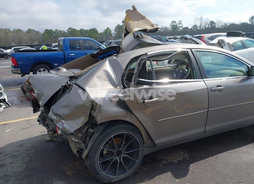 Photo 12 of 2012 Chevrolet Malibu LS (VIN 1G1ZB5E08CF188977)