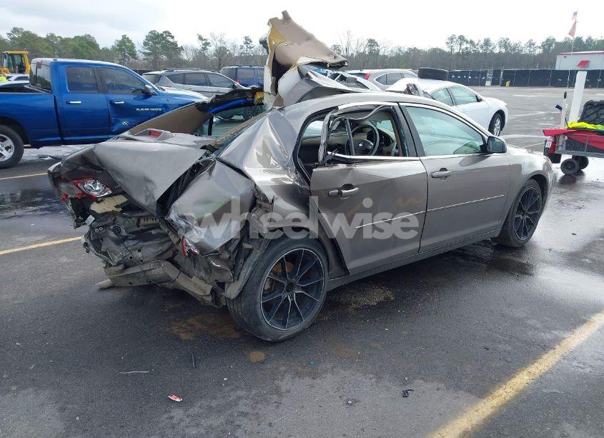 Photo 4 of 2012 Chevrolet Malibu LS (VIN 1G1ZB5E08CF188977)
