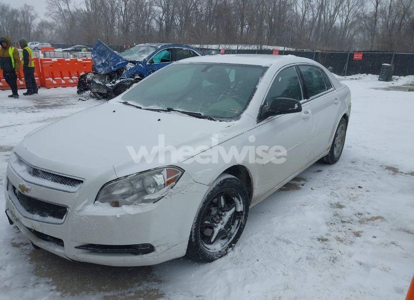 Photo 2 of 2012 Chevrolet Malibu LS (VIN 1G1ZB5E08CF289517)