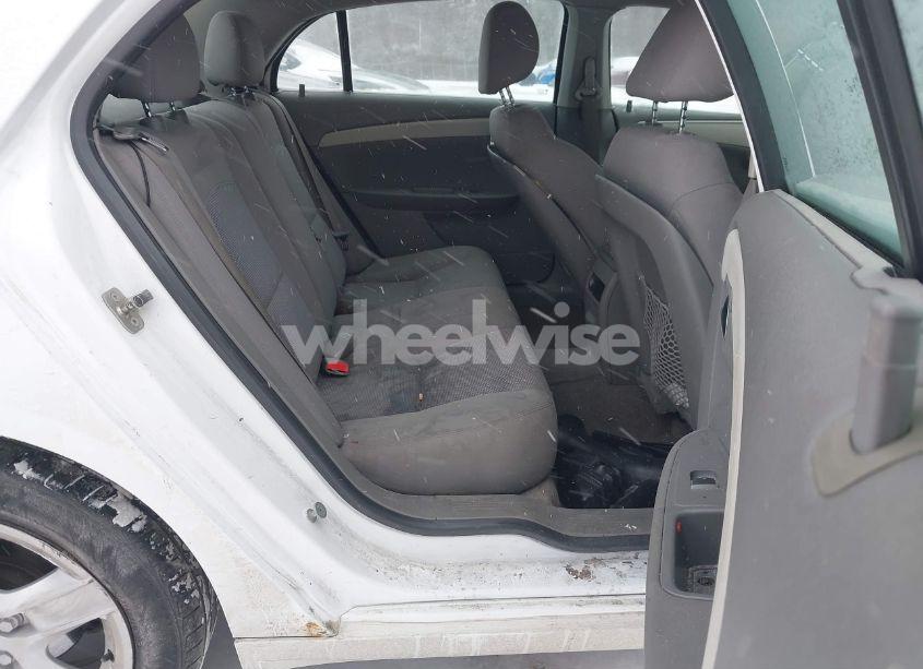 Photo 8 of 2012 Chevrolet Malibu LS (VIN 1G1ZB5E08CF289517)