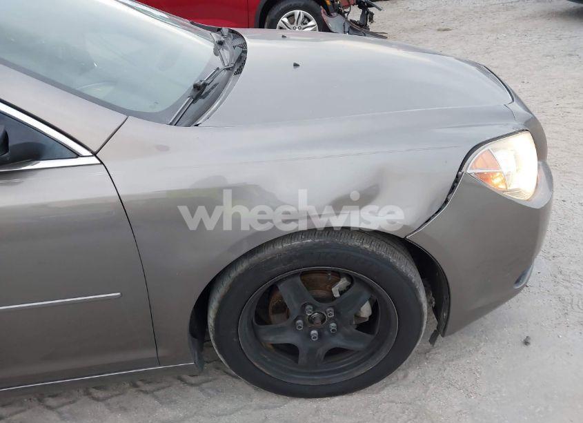 Photo 6 of 2012 Chevrolet Malibu LS (VIN 1G1ZB5E08CF351238)