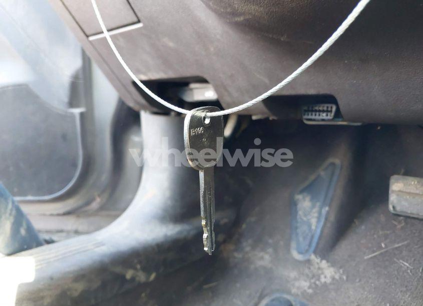 Photo 11 of 2012 Chevrolet Malibu LS (VIN 1G1ZB5E09CF154787)