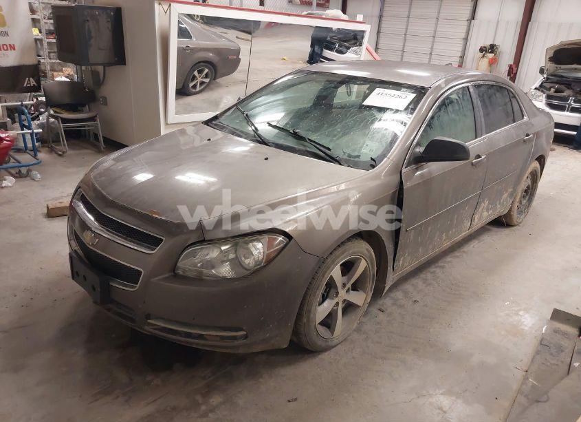 Photo 2 of 2012 Chevrolet Malibu LS (VIN 1G1ZB5E09CF154787)