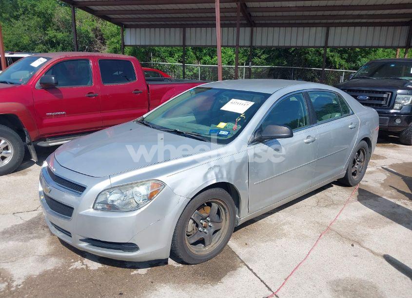 Photo 2 of 2012 Chevrolet Malibu LS (VIN 1G1ZB5E09CF179091)