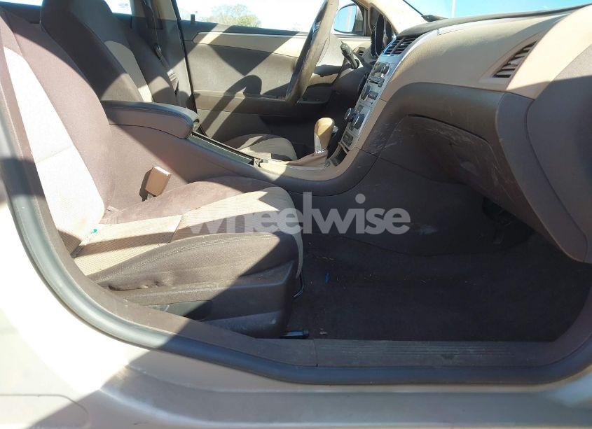 Photo 5 of 2012 Chevrolet Malibu LS (VIN 1G1ZB5E09CF201994)