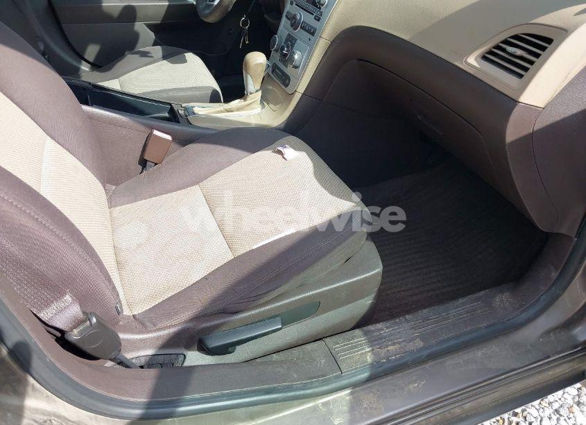 Photo 5 of 2012 Chevrolet Malibu LS (VIN 1G1ZB5E09CF224854)