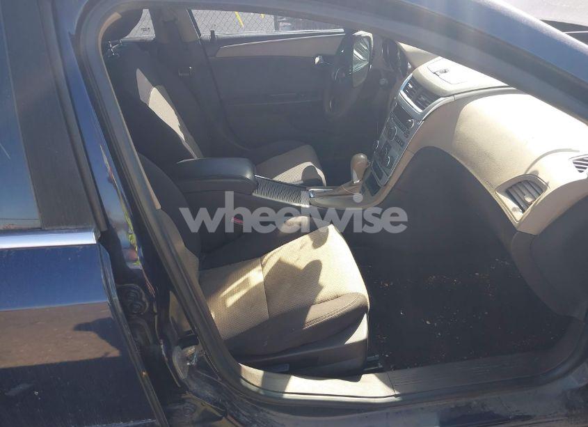 Photo 5 of 2012 Chevrolet Malibu LS (VIN 1G1ZB5E09CF240679)