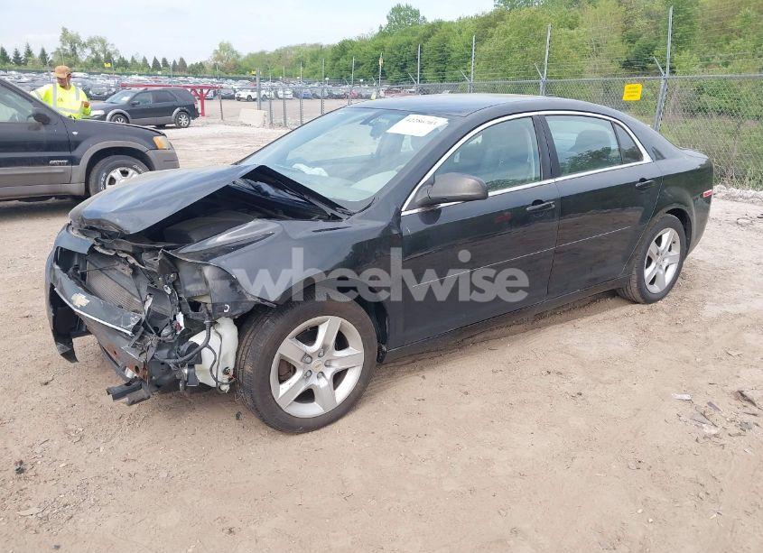 Photo 2 of 2012 Chevrolet Malibu LS (VIN 1G1ZB5E09CF268210)
