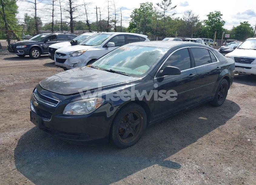Photo 2 of 2012 Chevrolet Malibu LS (VIN 1G1ZB5E09CF323609)