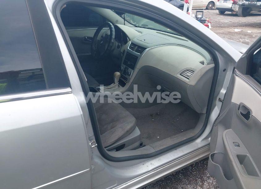 Photo 5 of 2012 Chevrolet Malibu LS (VIN 1G1ZB5E0XCF200031)