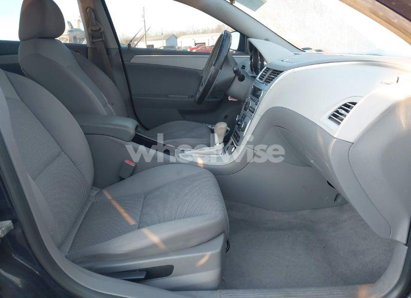 Photo 5 of 2012 Chevrolet Malibu LS (VIN 1G1ZB5E0XCF242876)